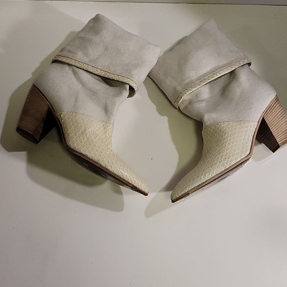 Walter Steiger White Pointed toe Block Heel Boots Size35